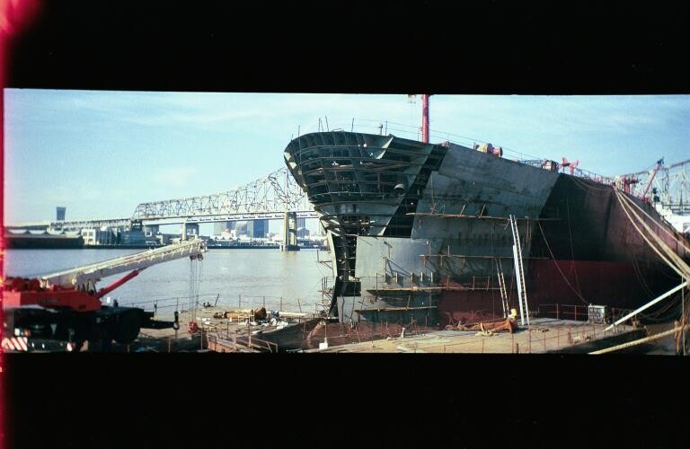 Ship repairs in mississippi river
